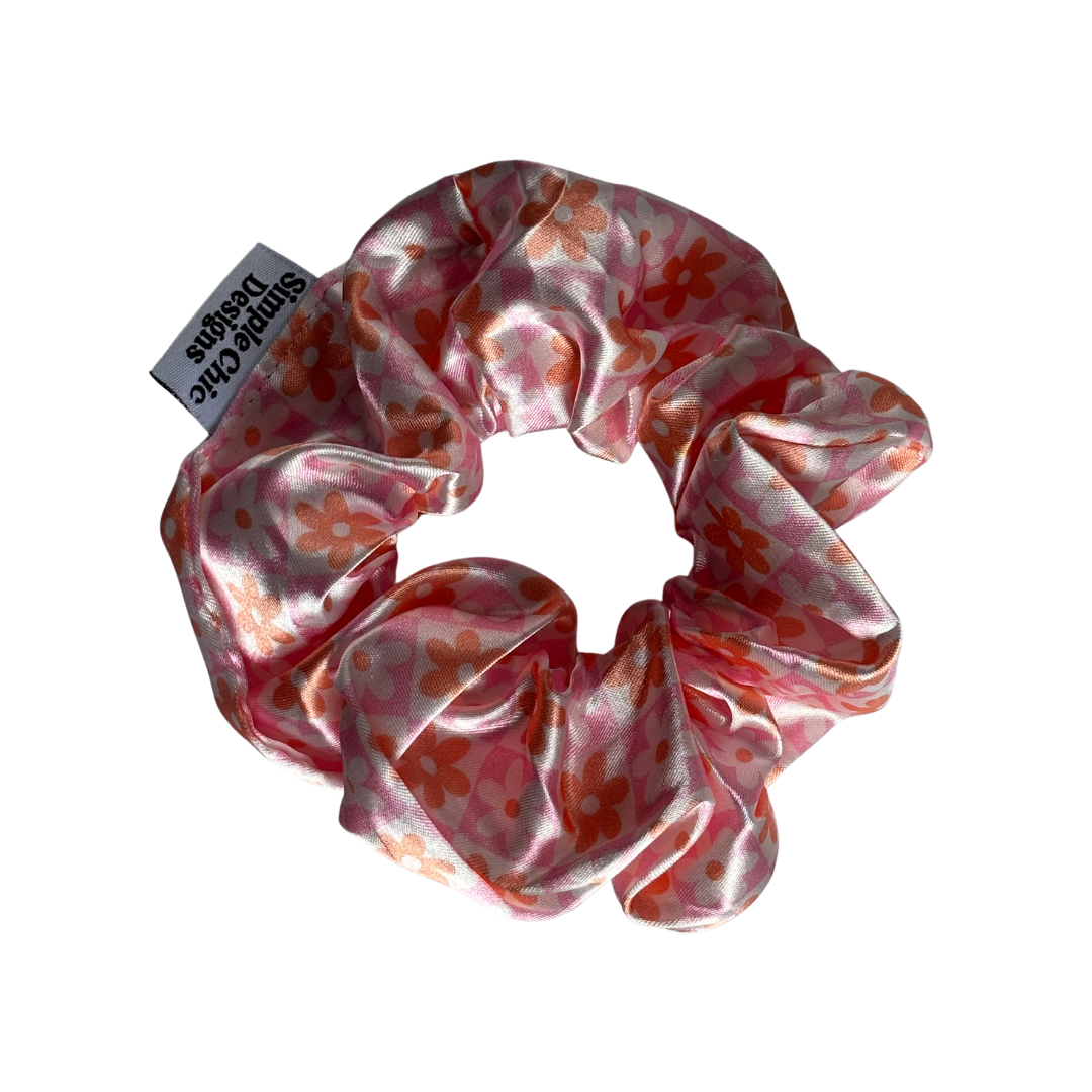 Retro Checkered Scrunchie
